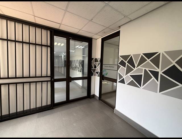 216M² OFFICE TO LET IN ROSEBANK